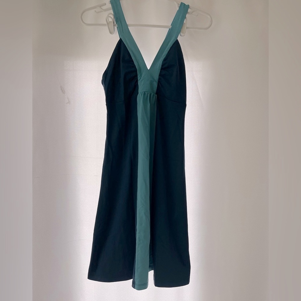Patagonia summer dress women’s small blue teal EUC